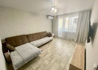 Продается двухкомнатная квартира, 48 м2, Татарстан, проспект Строителей, 54