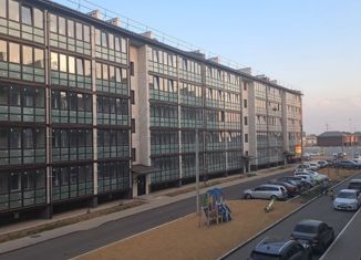 Продается 1-ком. квартира, 41 м2, поселок Южный, Азовская улица, 2