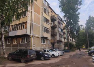 Продам двухкомнатную квартиру, 49 м2, Йошкар-Ола, улица Йывана Кырли, 36, 9-й микрорайон