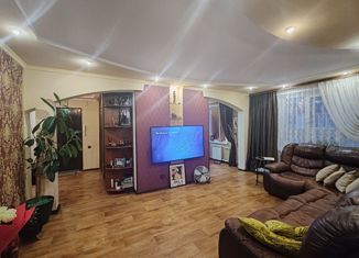 Продам 4-комнатную квартиру, 70.6 м2, Мелеуз, улица 50 лет ВЛКСМ, 49А