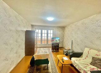 Продается трехкомнатная квартира, 61.2 м2, Шарья, улица имени 50-летия Советской Власти, 43