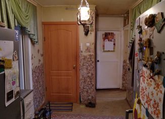 Четырехкомнатная квартира на продажу, 80.6 м2, поселок городского типа Степное, улица Димитрова, 40