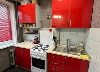 Продам 2-комнатную квартиру, 39 м2, Нижний Новгород, улица Ефремова, 10, улица Ефремова