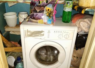 Продам комнату, 60 м2, Екатеринбург, улица Победы, 43, улица Победы