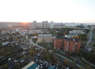 Продам 2-комнатную квартиру, 50.8 м2, Екатеринбург, Мостовая улица, 39, Мостовая улица