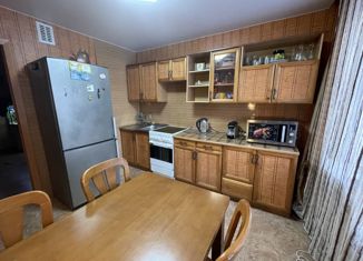 Продаю четырехкомнатную квартиру, 86 м2, Краснокаменск, 4-й микрорайон, 437