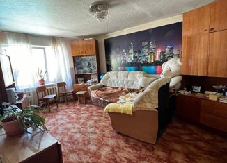 Трехкомнатная квартира на продажу, 65 м2, Дальнегорск, проспект 50 лет Октября, 277