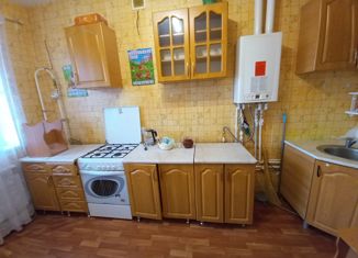 Сдается 2-комнатная квартира, 59.5 м2, Ярцево, улица Старозавопье, 10В