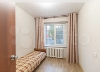 Продам 4-комнатную квартиру, 58.4 м2, Петрозаводск, улица Парфёнова, 3, район Кукковка