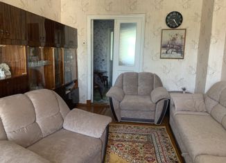 4-комнатная квартира на продажу, 93 м2, Соликамск, улица Черняховского, 31