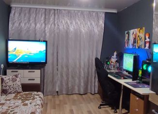 Продаю комнату, 65.5 м2, Краснокамск, улица Чапаева, 9