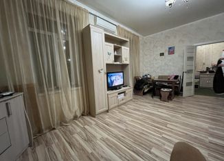 Продаю 1-комнатную квартиру, 45 м2, Новочеркасск, Троицкая площадь