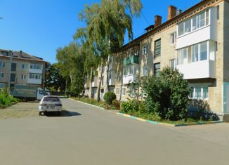 Продам 2-ком. квартиру, 40.9 м2, Тульская область, Рудничная улица, 10