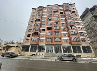 Продаю 3-комнатную квартиру, 114 м2, Махачкала, улица Братьев Нурбагандовых, 41, Ленинский район