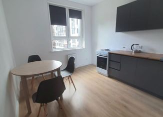 Сдаю в аренду двухкомнатную квартиру, 57.3 м2, деревня Столбово, проспект Куприна, 38к2