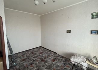 Продается 1-комнатная квартира, 21 м2, Магнитогорск, улица Бориса Ручьева, 7