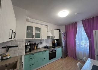 Продаю двухкомнатную квартиру, 51.2 м2, Мурино, Петровский бульвар, 11к1, ЖК Гринландия