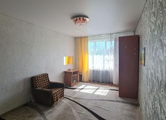 Двухкомнатная квартира на продажу, 47.7 м2, Рубцовск, Алтайская улица, 100
