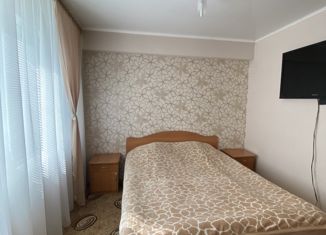 Продам 4-ком. квартиру, 59 м2, Рубцовск, Октябрьская улица, 11