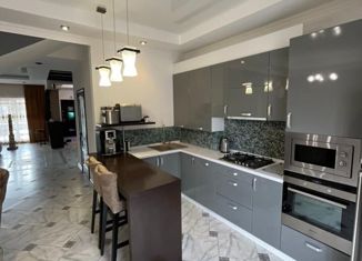 Таунхаус на продажу, 130 м2, Батайск, улица 40 лет Пионерии