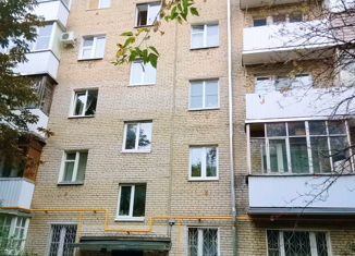 Продается 2-ком. квартира, 41.5 м2, Москва, 6-я улица Лазенки, 34, метро Боровское шоссе