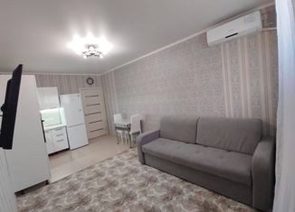 Продаю 2-комнатную квартиру, 47 м2, Оренбург, улица Фронтовиков, 8/1