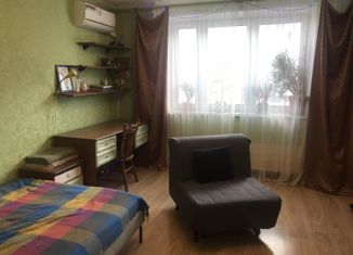 Продаю 2-ком. квартиру, 54 м2, Москва, проезд Черепановых, 32, проезд Черепановых