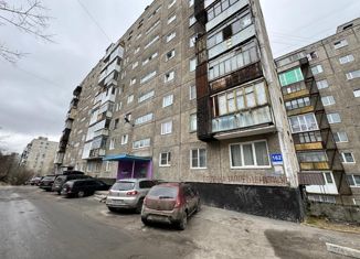 Продажа 3-ком. квартиры, 63 м2, Мурманская область, Кольский проспект, 162