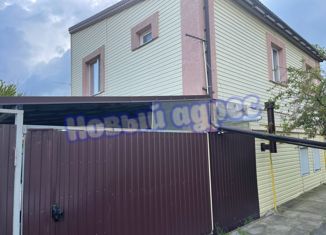 Продаю дом, 98 м2, Ейск, Театральная площадь