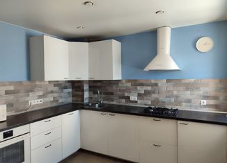 Продается 3-ком. квартира, 66.3 м2, Казань, улица Вишневского, 53/2, Вахитовский район