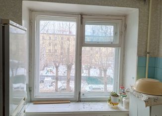 Продажа 2-ком. квартиры, 47 м2, Омск, улица Серова, 26, Ленинский округ