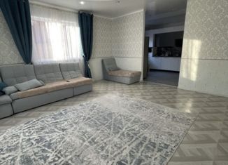Продаю дом, 150 м2, Омск, 3-я улица Челюскинцев, 13