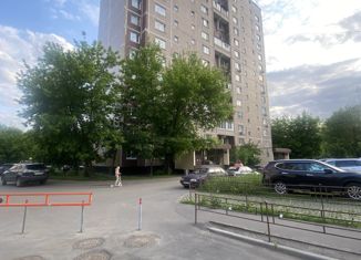 Продам двухкомнатную квартиру, 54 м2, Москва, Новочеркасский бульвар, 49, метро Марьино