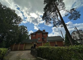 Продаю дом, 307 м2, посёлок городского типа Белые Берега, Привокзальная улица