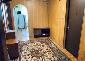 Продаю двухкомнатную квартиру, 52 м2, Лабытнанги, улица Орлова, 3