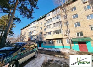 Продаю 2-ком. квартиру, 46 м2, Арсеньев, Октябрьская улица, 14/5
