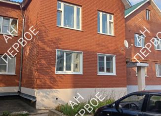 Продаю 2-комнатную квартиру, 63 м2, Ряжск, Высотная улица, 8к2