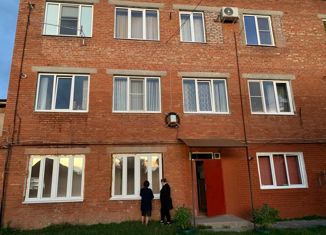 Продаю трехкомнатную квартиру, 70.2 м2, село Ир, улица Фиделя Кастро, 6