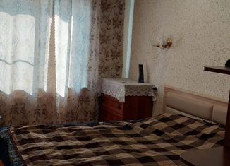 Продажа четырехкомнатной квартиры, 71.5 м2, Сосновый Бор, проспект Героев, 27