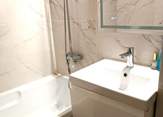 Продажа двухкомнатной квартиры, 39.2 м2, Москва, улица Ватутина, 7к3, улица Ватутина