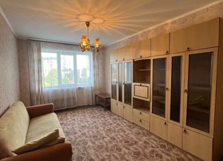 Продаю 2-ком. квартиру, 52.8 м2, посёлок городского типа Медведево, улица Шумелёва, 7