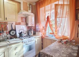 Продаю 3-ком. квартиру, 42.3 м2, Саратов, улица имени Д.В. Емлютина, 44Б, Кировский район