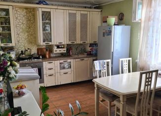 Продаю дом, 102 м2, село Погореловка, улица Калинина, 47