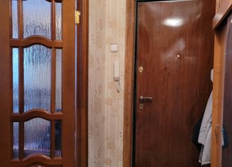 Продается трехкомнатная квартира, 64.8 м2, Нижнекамск, проспект Шинников, 75