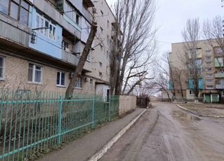 Продаю 1-комнатную квартиру, 32 м2, Астраханская область, микрорайон Юность, 9
