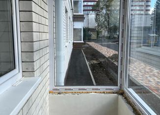 Продам 2-ком. квартиру, 55 м2, Ставрополь, Черниговская улица, 6к1, микрорайон № 29