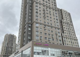 Продаю 1-ком. квартиру, 43 м2, Казань, Чистопольская улица, 61Д, ЖК Миллениум Сити