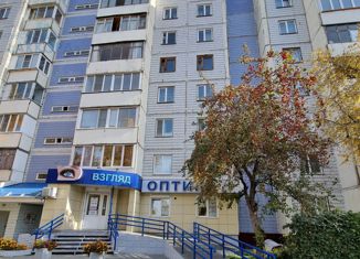 Продается 2-ком. квартира, 58.5 м2, Барнаул, улица Антона Петрова, 235/61, Индустриальный район