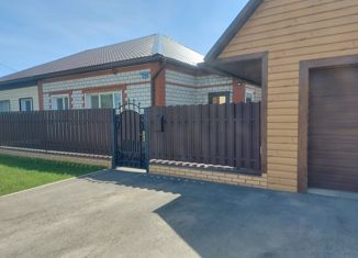 Продается дом, 76 м2, поселок городского типа Благовещенка, улица Карла Маркса, 13