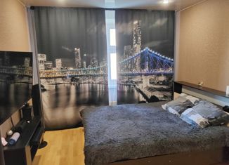 Продается двухкомнатная квартира, 48 м2, Муравленко, улица Ленина, 86